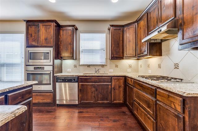 Foto del edificio - 5824 Silverton Ave