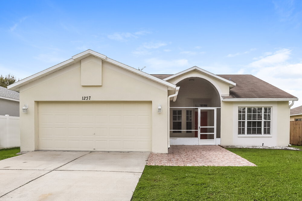 Foto principal - 1237 Alpine Lake Dr