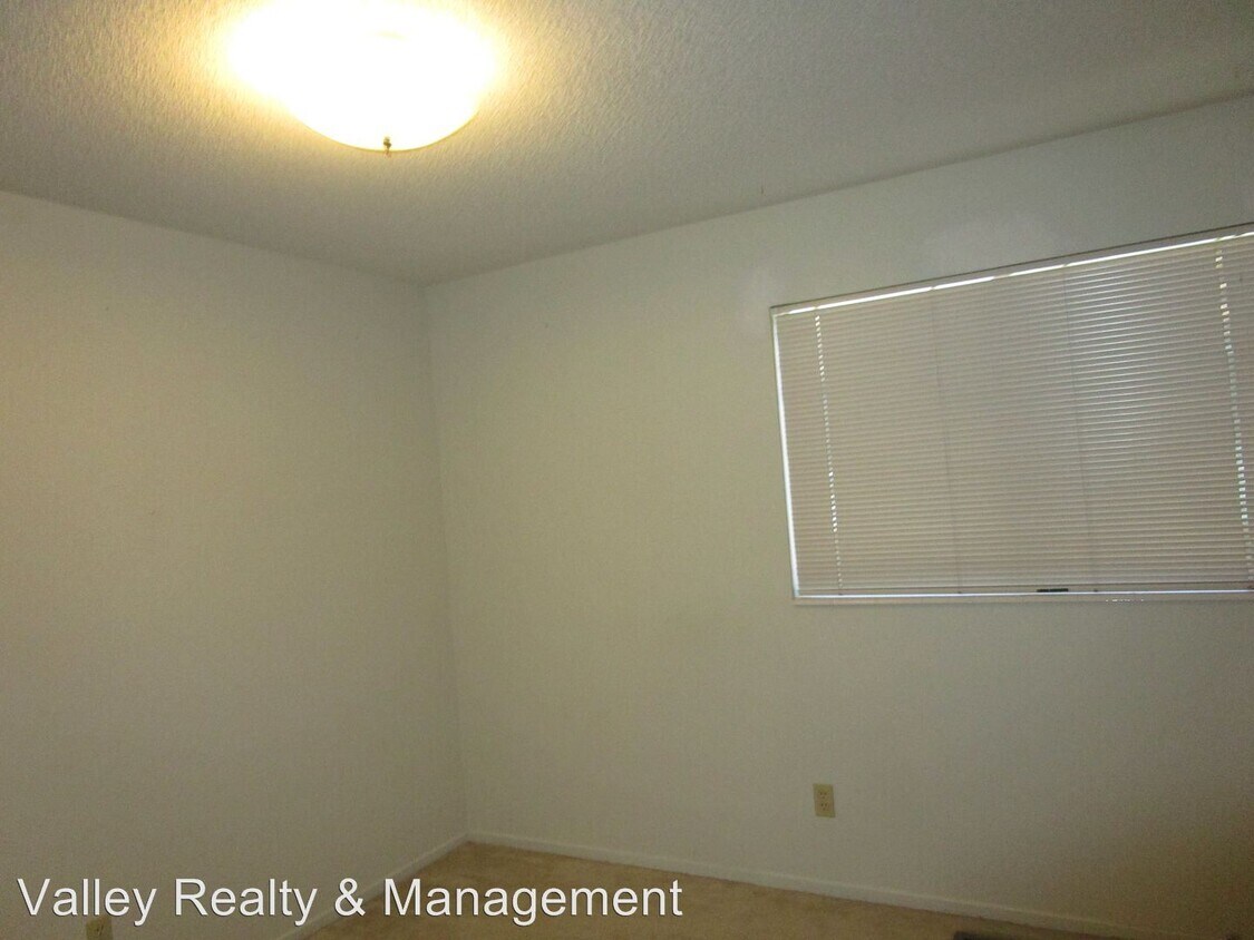 Building Photo - 3 br, 2 bath House - 2602 Blossom View Lane