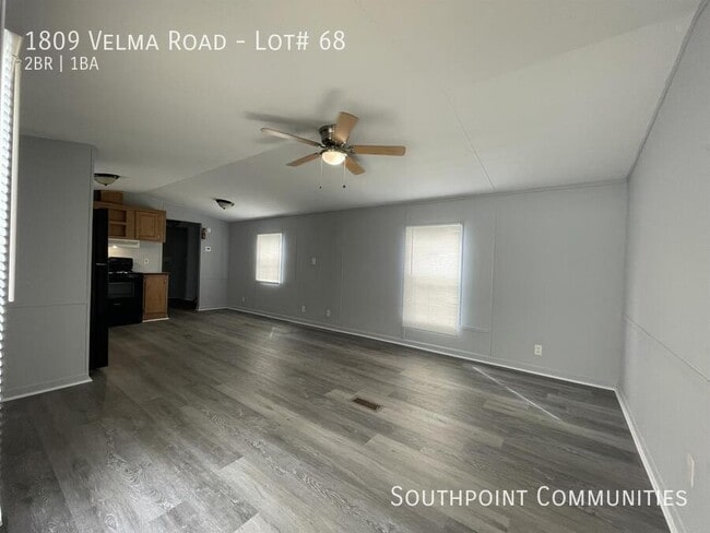 Building Photo - 1809 Velma Rd