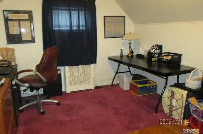 Foto del edificio - 76-35-76175 175th St