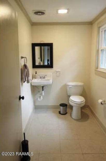 Building Photo - 408 W Convent St