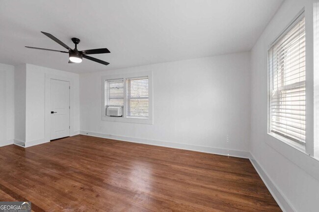Building Photo - 1338 McLendon Ave NE