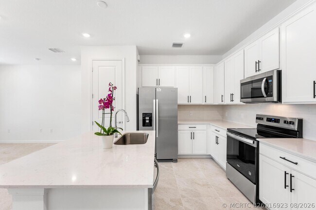 Building Photo - 4333 Efendi Dr