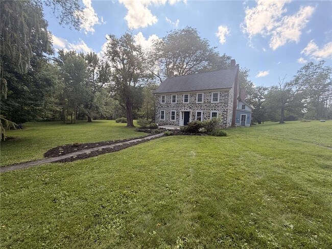 Foto del edificio - 7790 Tumblebrook Rd