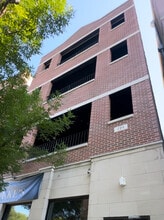 Building Photo - 221 E 31st St