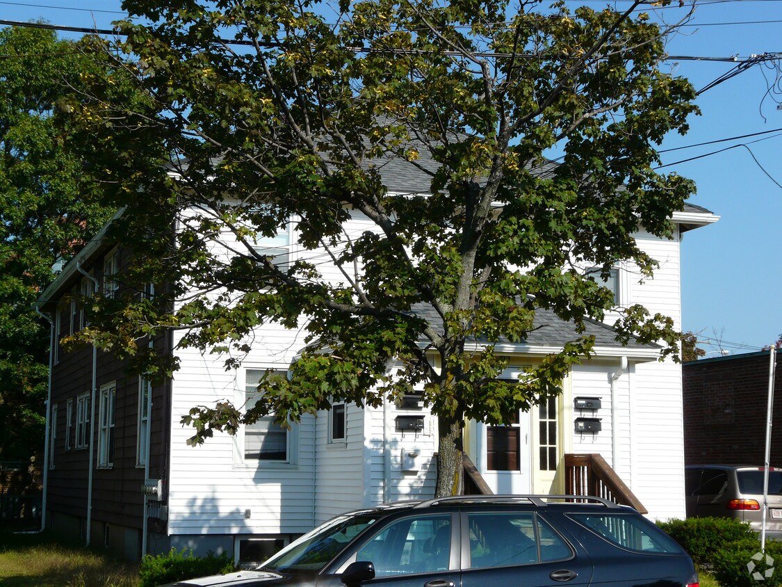 41 Holbrook Rd, Quincy, MA 02170 Apartments in Quincy, MA