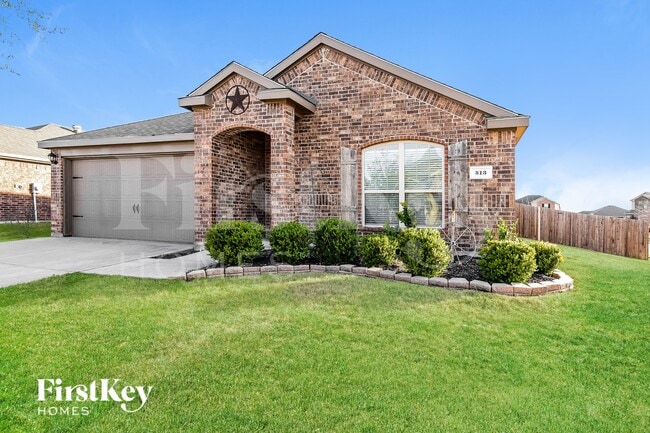 Building Photo - 513 Azalea Dr