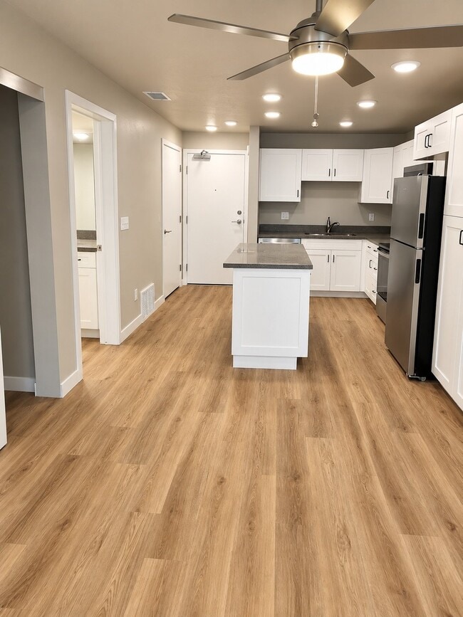 Photo - 1032 E 400 S (Salt Lake City, UT) Apartment