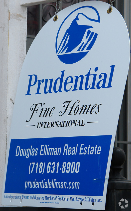 Building Photo - 30-89 42nd St