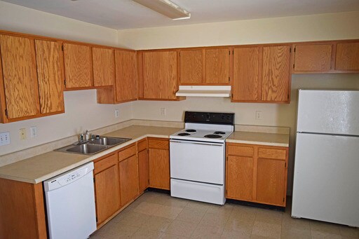 Foto del edificio - 5541 Bayshore Ct