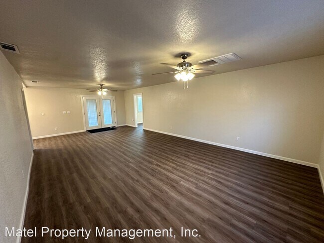 Building Photo - 3 br, 2 bath House - 3824 SANTA FE ST