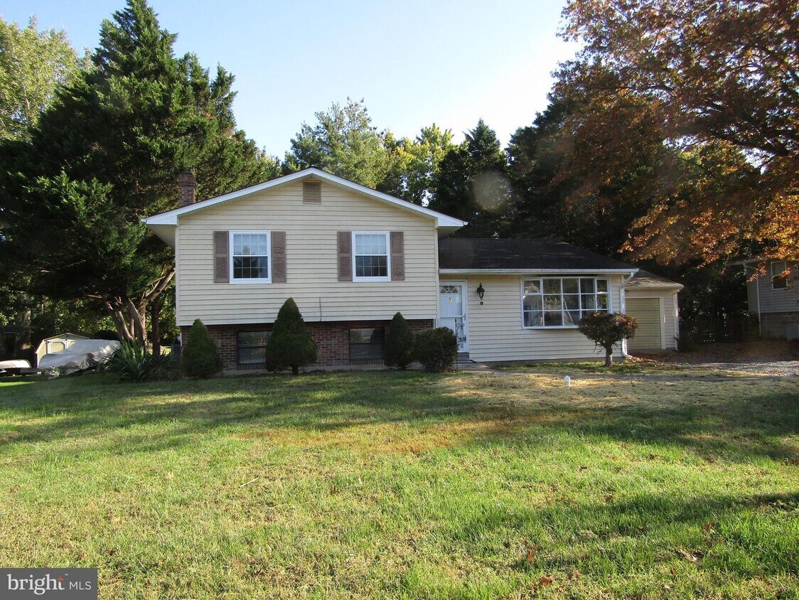 Primary Photo - 29496 Corbin Pkwy