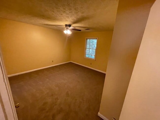 Habitación de invitados - 597 Jackson Park Ln