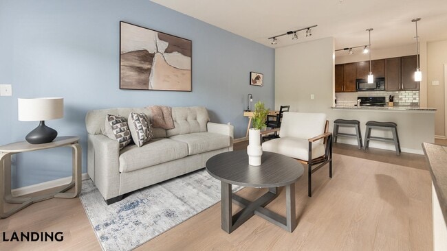 Building Photo - 8100 Palisades Cir