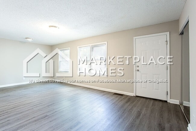 Foto del edificio - 3516 Maryvale Dr