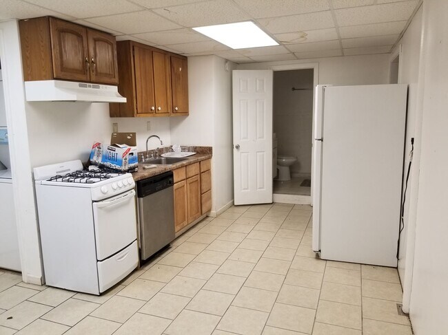 Foto del edificio - 1206 Francis St NW