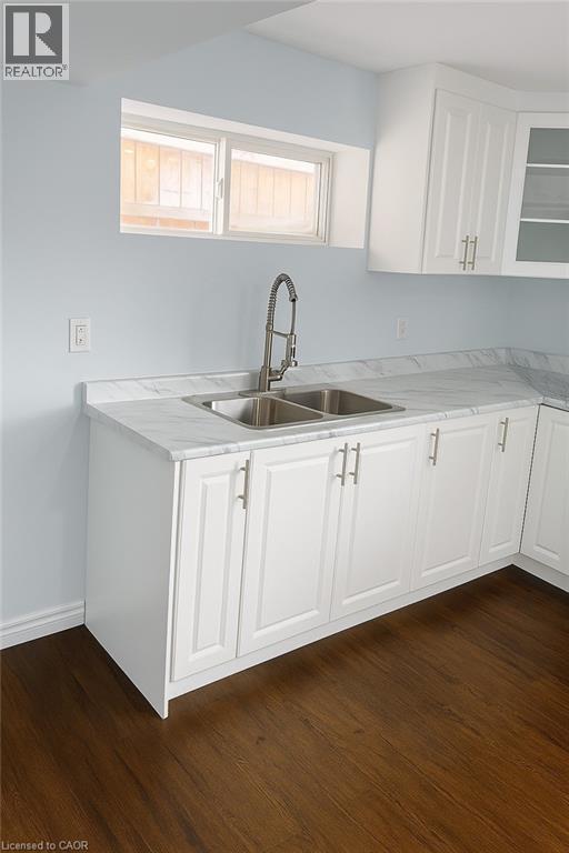 Building Photo - 960 Bianca Ct