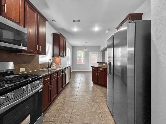 Foto del edificio - 8402 Parapet Pl