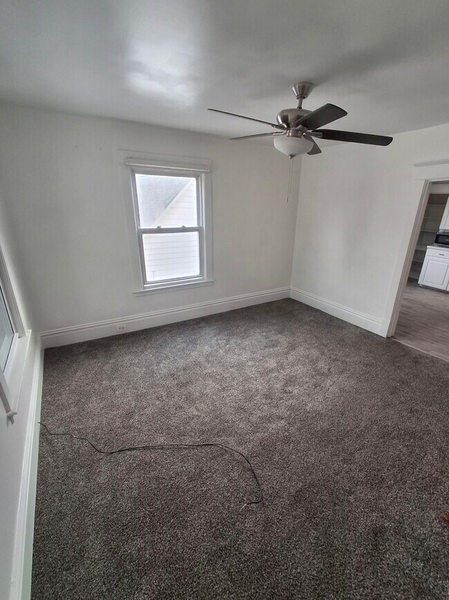 Foto del edificio - 531 Eastern Ave NE