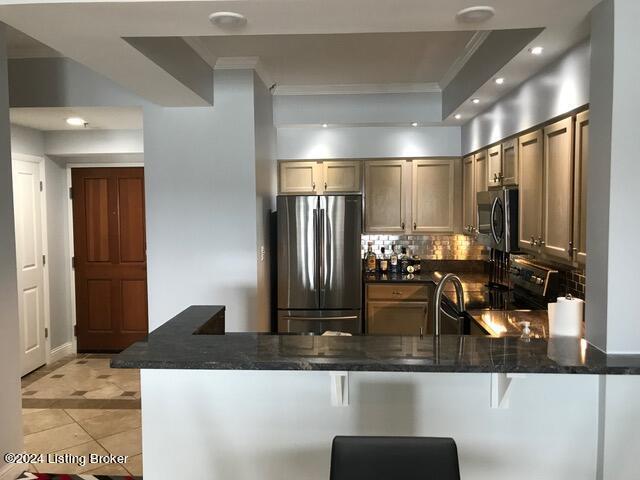 Building Photo - 1 Riverpointe Plaza