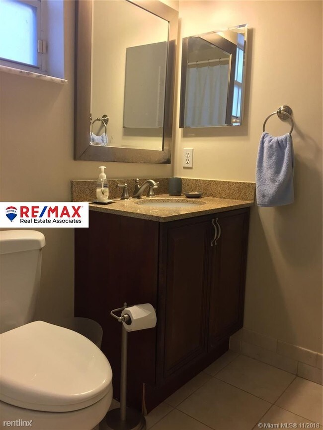 Building Photo - 4 br, 2 bath House - 347 SW 191st Ter