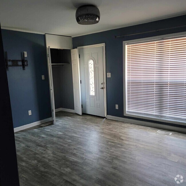 Vinton Woods Apartments for Rent with Washer & Dryer Forest Park, GA