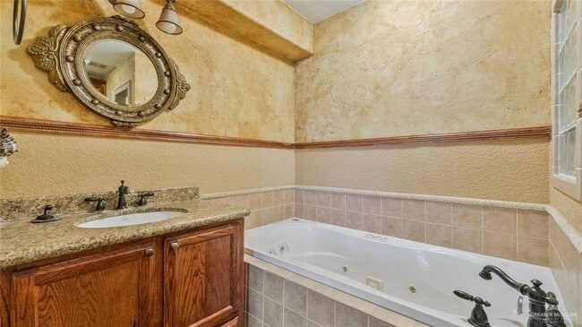 Foto del edificio - 10 Shasta E Ave