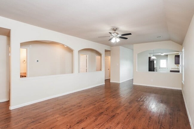 Building Photo - 18815 N Lyford Dr