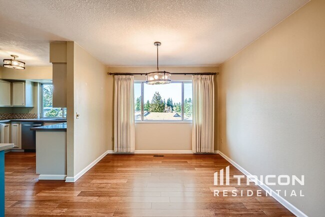 Foto del edificio - 6038 SE Alderhill Loop