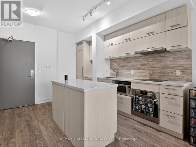 Photo du bâtiment - 180 Enterprise Blvd