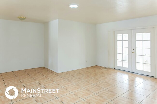 Foto del edificio - 4721 E Polk St