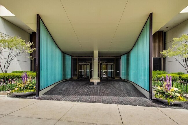 Foto del edificio - 2800 N Lake Shore Dr