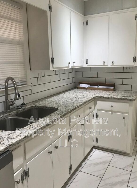 Foto del edificio - 2614 Glenn Hills Dr