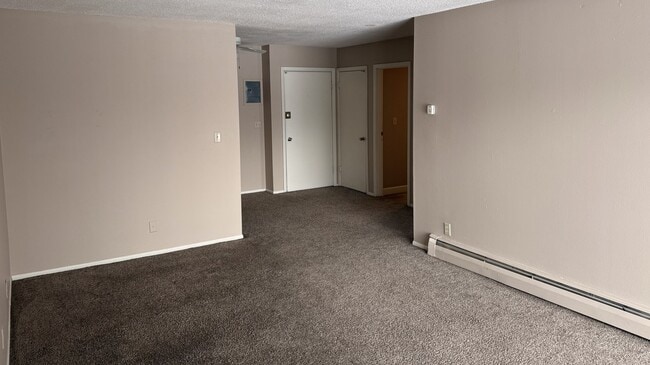 Building Photo - The Pointe on Fleur Apartments