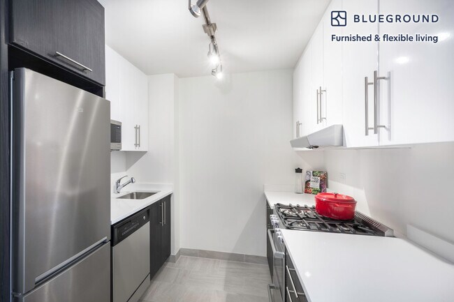 Foto del edificio - 360 W 34th St.