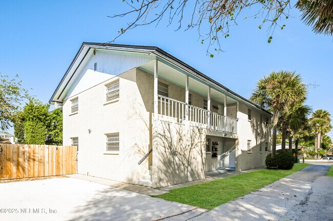 Foto del edificio - 1012 2nd St S