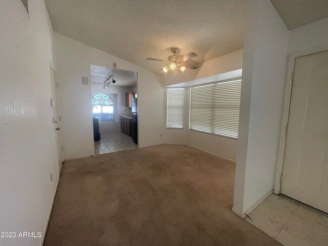 Building Photo - 2915 E Amber Ridge Way