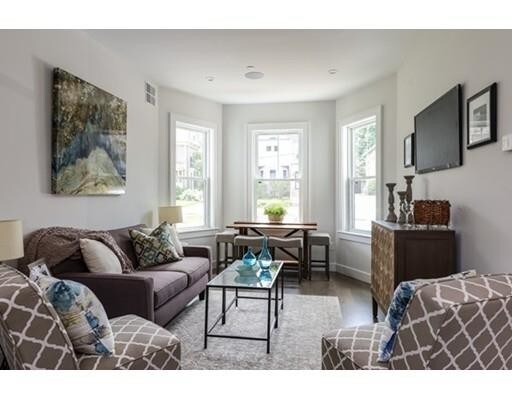 Primary Photo - 47 Clement Ave
