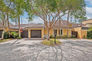 Foto del edificio - 11492 Orange Blossom Ln