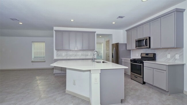 Building Photo - 28915 Yachting Pt Ct