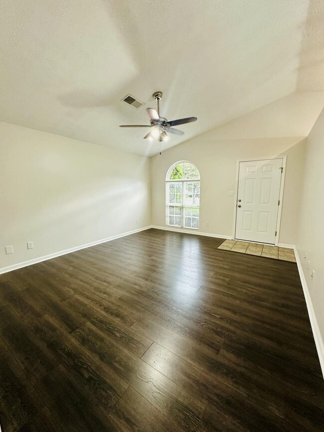Building Photo - 2064 Coriander Ln