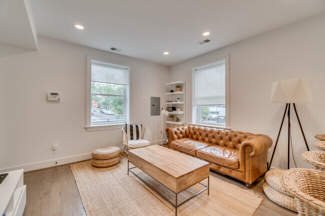 Building Photo - 3924 W St NW