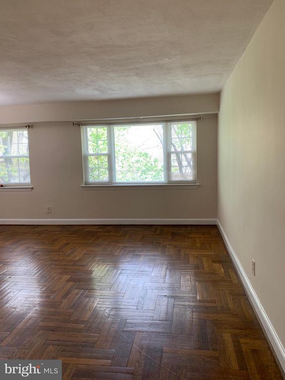 Building Photo - 1309 N Ode St