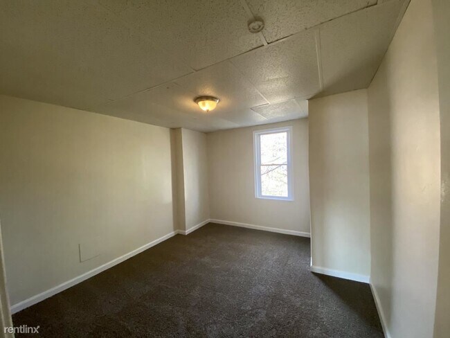 3 Br 1 Bath Townhome 5221 W Clarkson Ave Townhouse For Rent In Philadelphia Pa Apartments Com