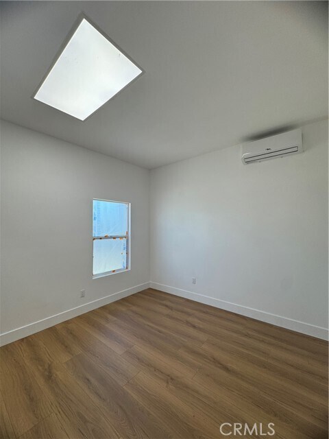 Foto del edificio - 8877 Mission Dr