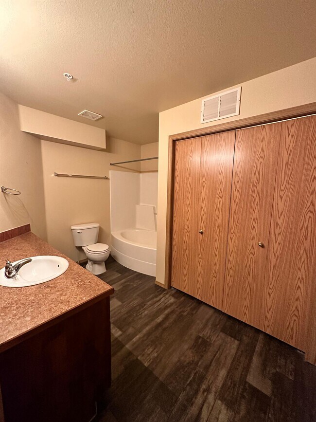 Foto del edificio - 3032 N Brandywine Ln