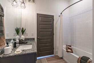 2BR, 2BA - 1218SF - The Oliver Luxury Apartments