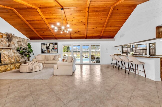 Foto del edificio - 1006 SE 6th St