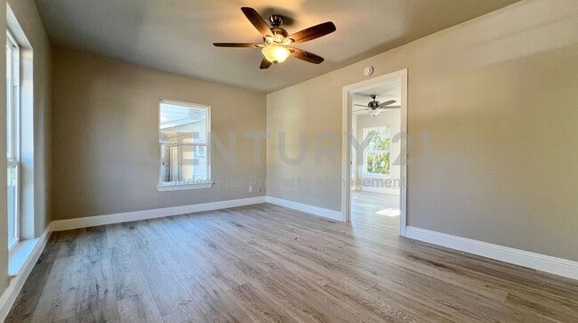 Photo - Charming 2/1 in Fort Worth For Rent! House